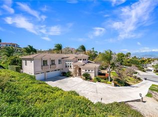5825 Via Susana, Riverside, CA 92506