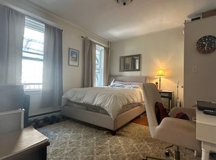 73 Park Dr APT 18, Boston, MA 02215