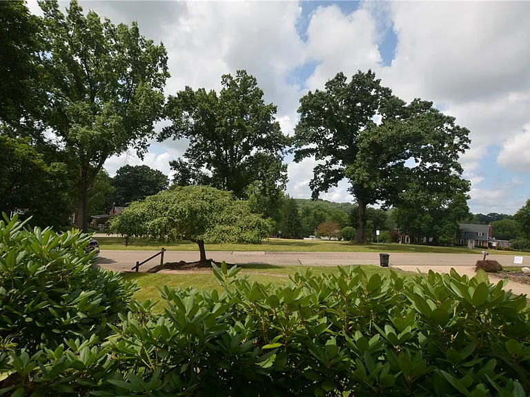 1816 Park Circle Dr — Photo 7