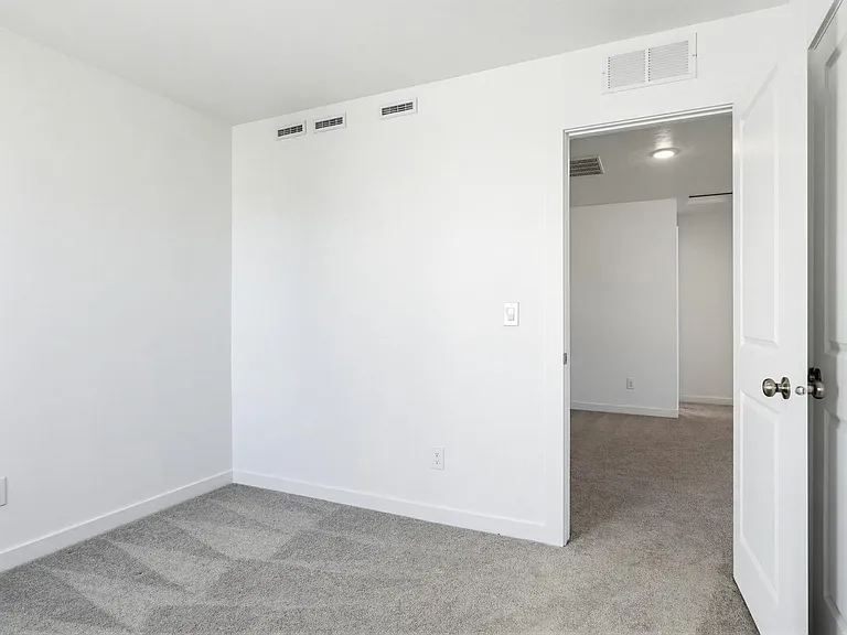 15290 Nimbus Way — Photo 29
