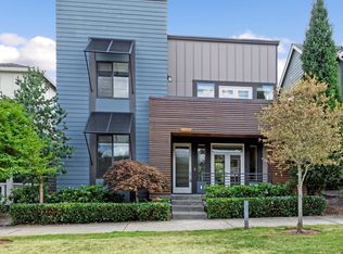 924 Pine Crest Cir NE, Issaquah, WA 98029