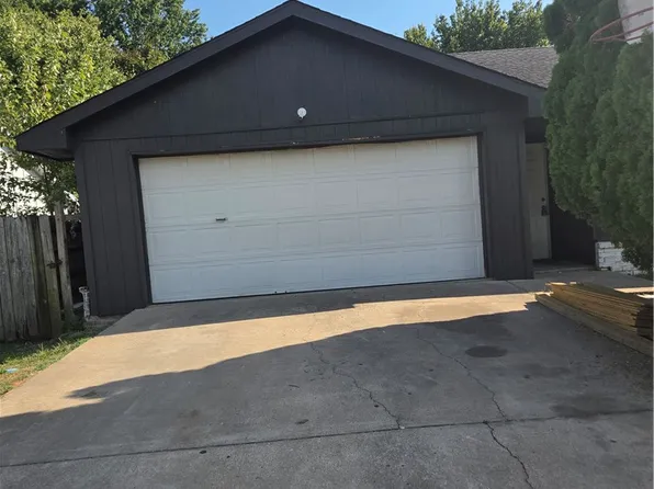 702 E Mimosa Pl, Rogers, AR 72756