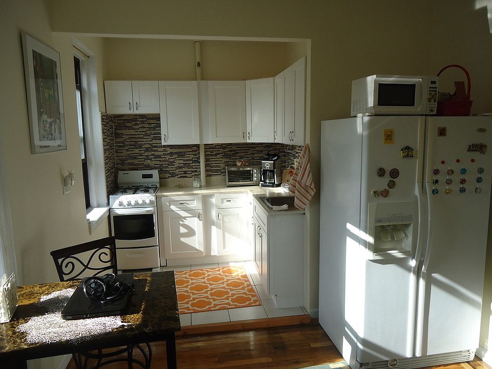 1st image of 3130 Brighton 7th St #6