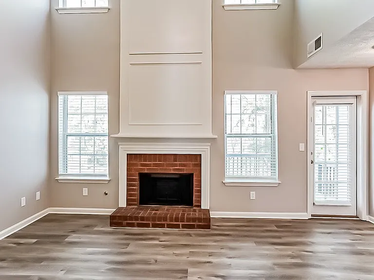 7144 Springchase Way — Photo 4