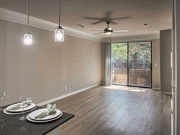 3rd image of 13907 Montfort Dr APT 421