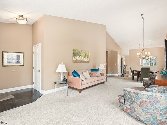 4th image of 2551 Edgebrook Xing
