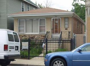 3020 N Kedzie Ave, Chicago, IL 60618