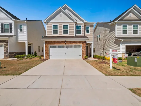 333 Glacier Lake Dr, Raleigh, NC 27610