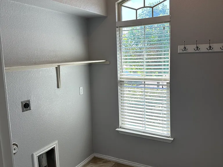 1418 Amber Dawn Dr — Photo 11