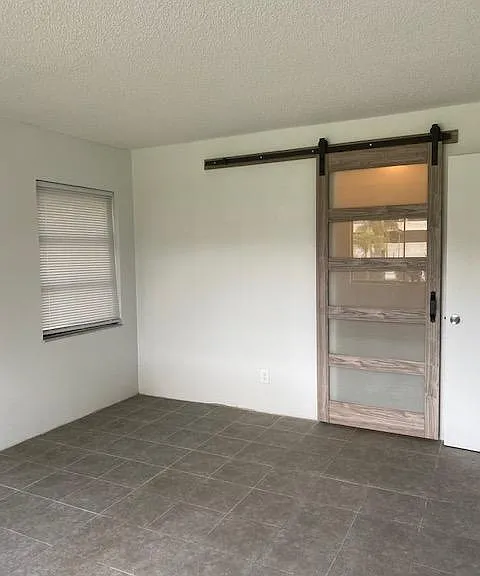 308 Palm Coast Pkwy NE — Photo 8