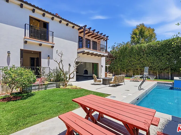 616 21st Pl — Photo 36