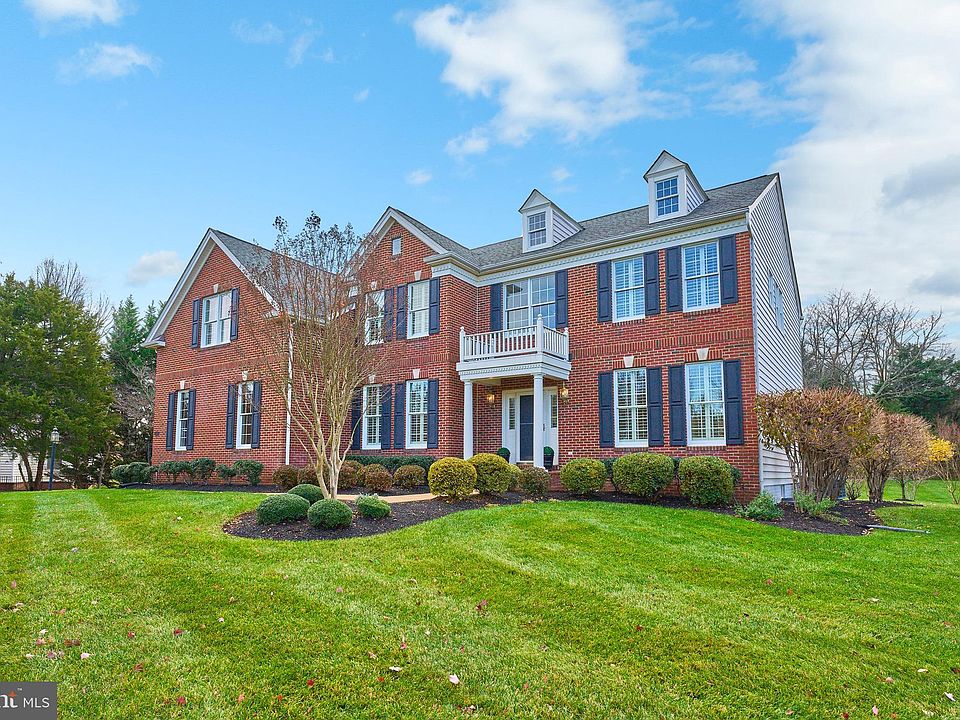 1st image of 5433 Fishers Hill Way