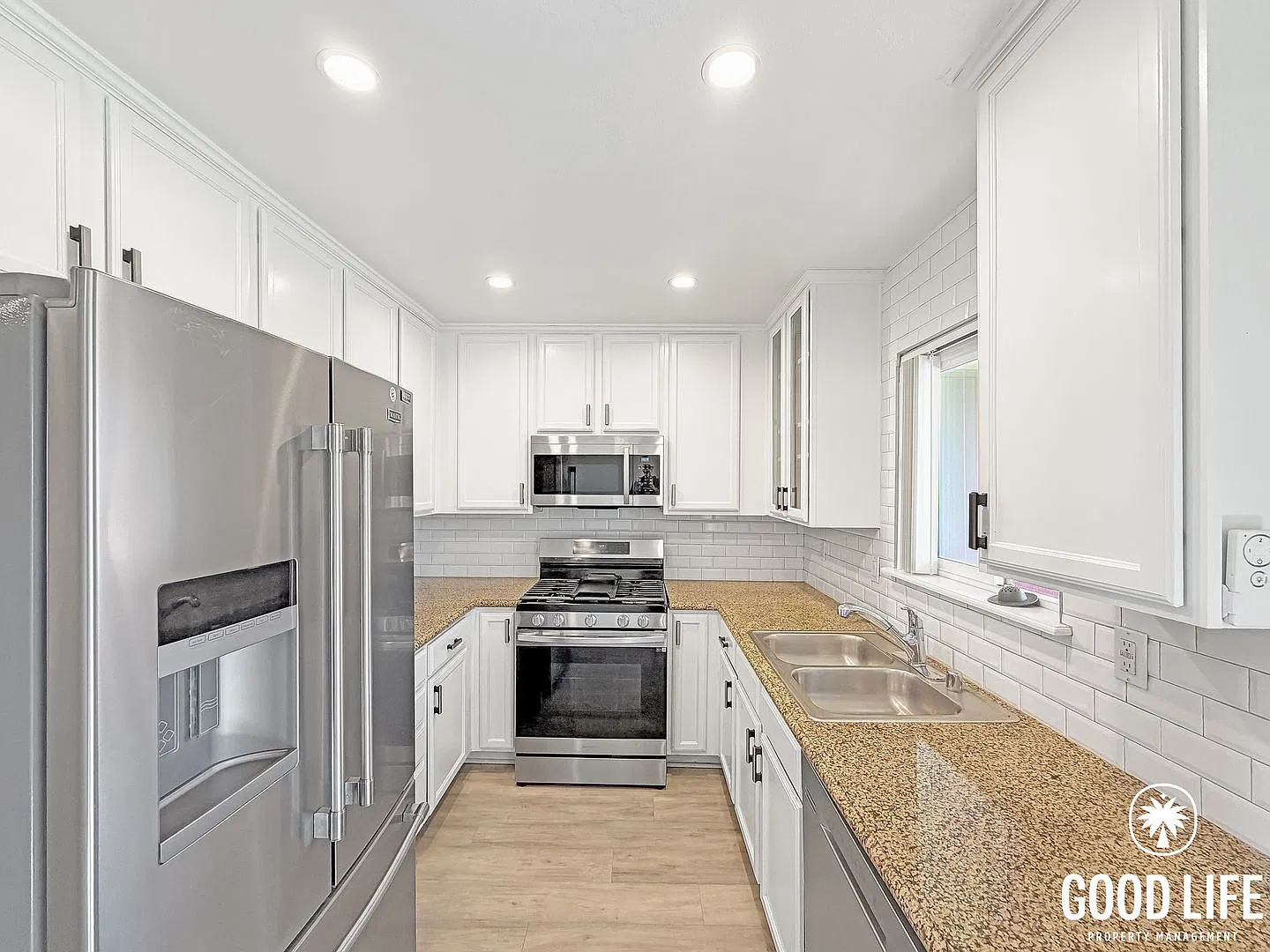 SD: Upstairs 2BD/2BA Condo in Oceanside w/ Lake Views, Balcony & In-Unit Laundry! — Photo 4