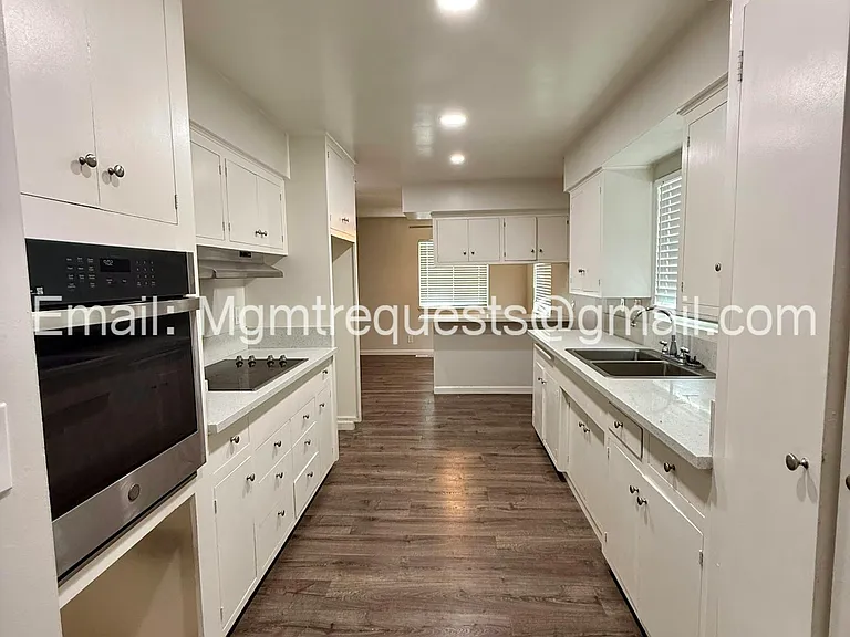 4250 10th St #4250 — Photo 1