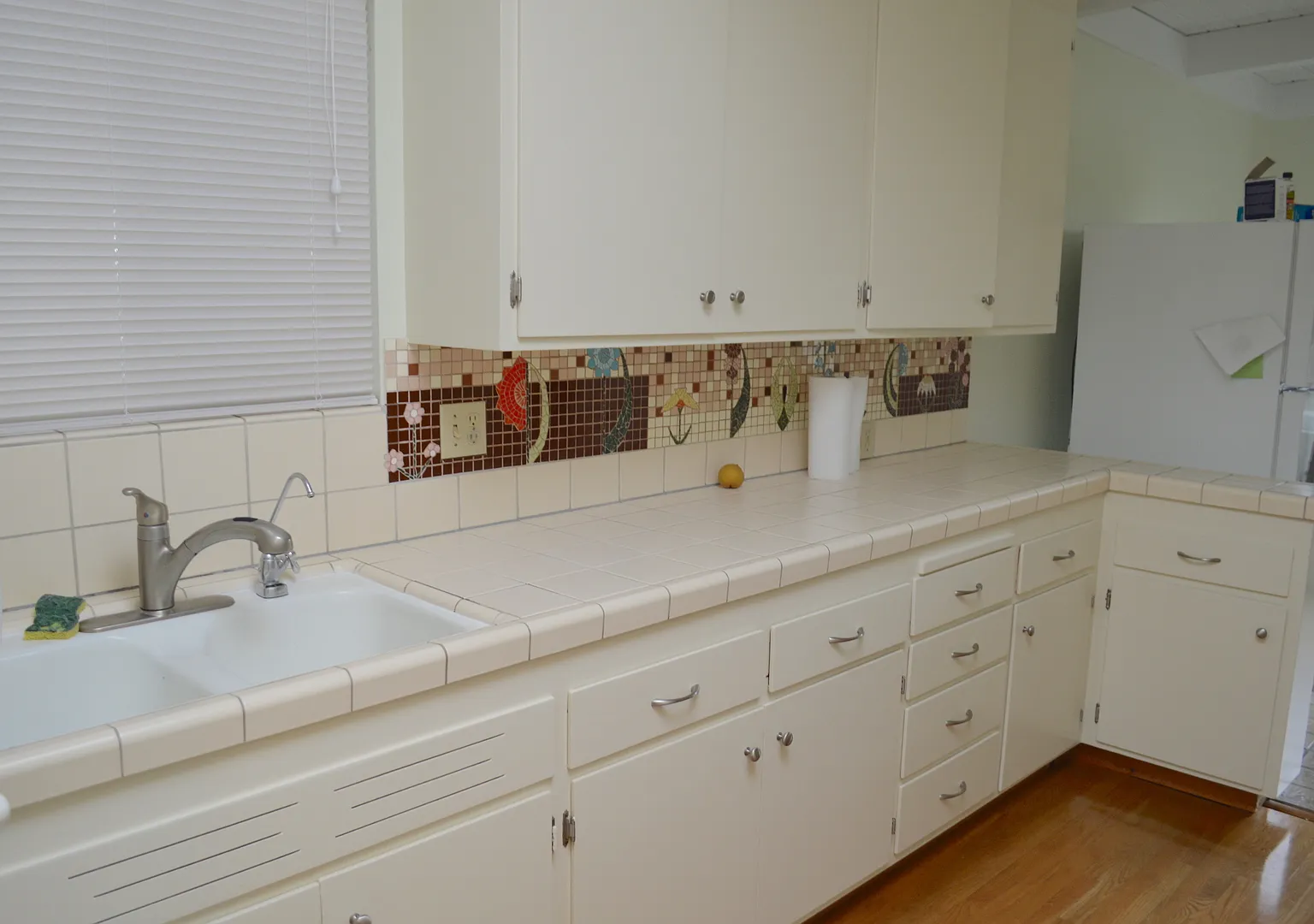 Charming large home near public transportation — Photo 3