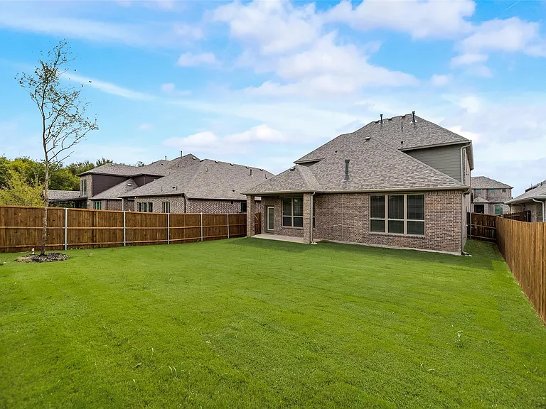 5908 Horsetail Dr — Photo 24
