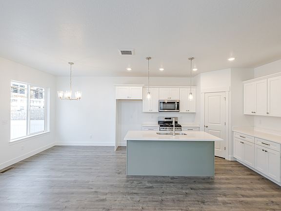 2nd image of 4769 S Olive Ave #411