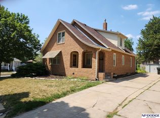 1402 Dakota St, Lincoln, NE 68502