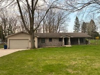 419 W Walnut St, Saint Charles, MI, 48655
