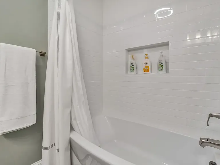 351 Connecticut St — Photo 12