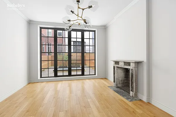 Sold by Sotheby's International Realty | media 5