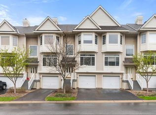 8913 Brunswick Path #903, Inver Grove Heights, MN 55076