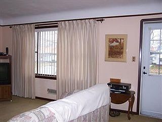 4th image of 10780 Aaron Dr