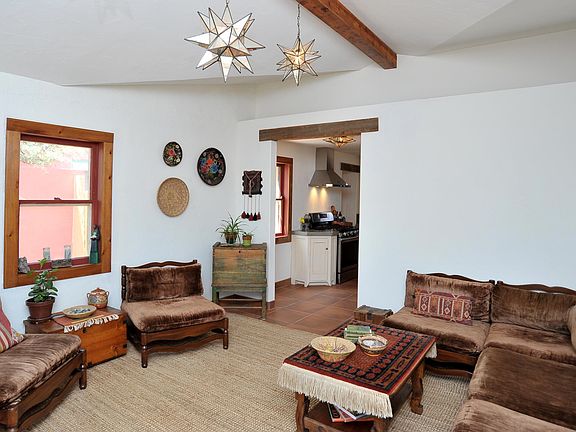2nd image of 2019 N Baxter Dr