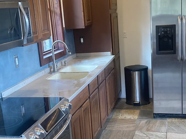 48 Meadows Dr — Photo 7