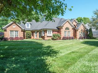 5639 Gristmill Ln, Mint Hill, NC 28227