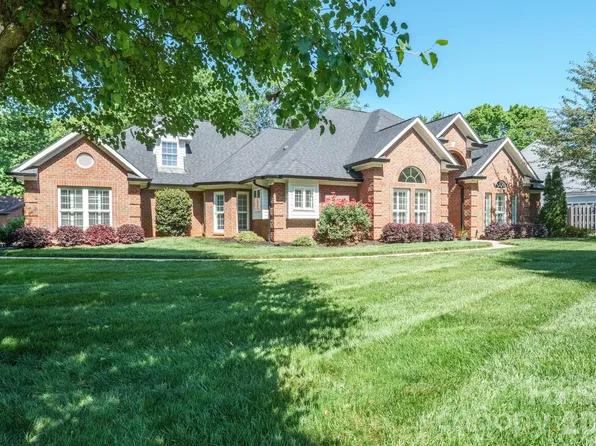 5639 Gristmill Ln, Mint Hill, NC 28227