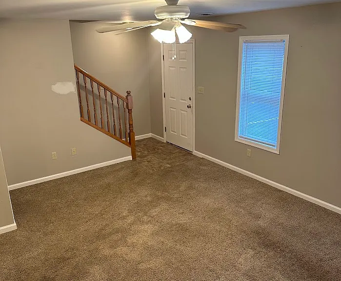 878 Poplar St — Photo 5