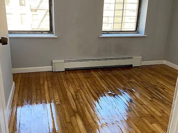 3rd image of 1524 Saint Johns Pl Floor 3