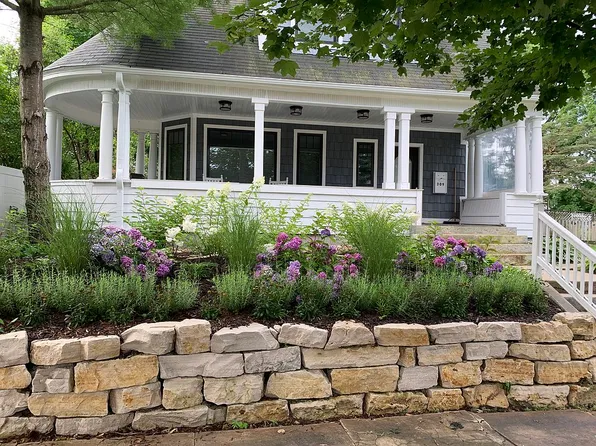 309 Monroe St, Petoskey, MI 49770