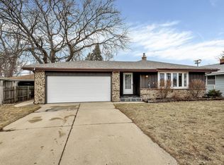 2756 85th St, Kenosha, WI 53143