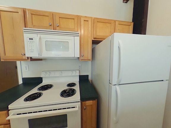 3rd image of 301 Goshen St APT 1C