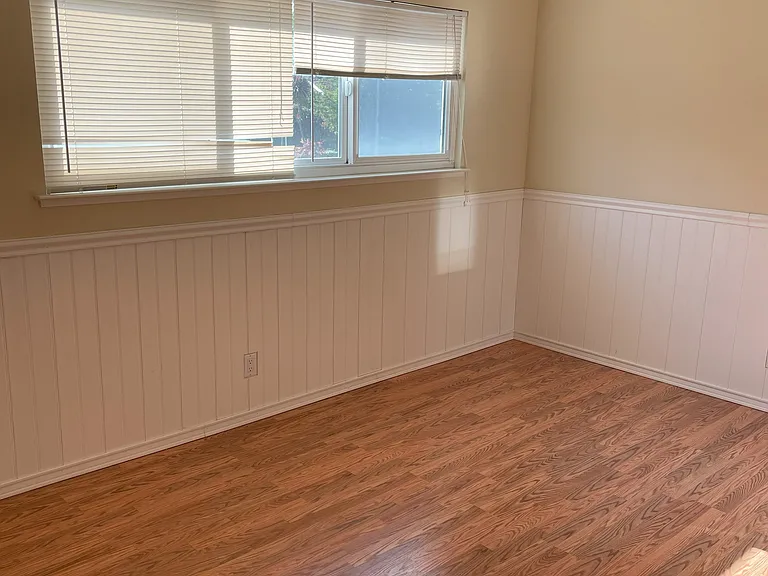 1611 Parkwood Dr — Photo 11