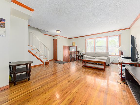 2nd image of 1055 E 80th St #1