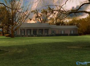 1815 Brookmeade Rd SE, Decatur, AL 35601