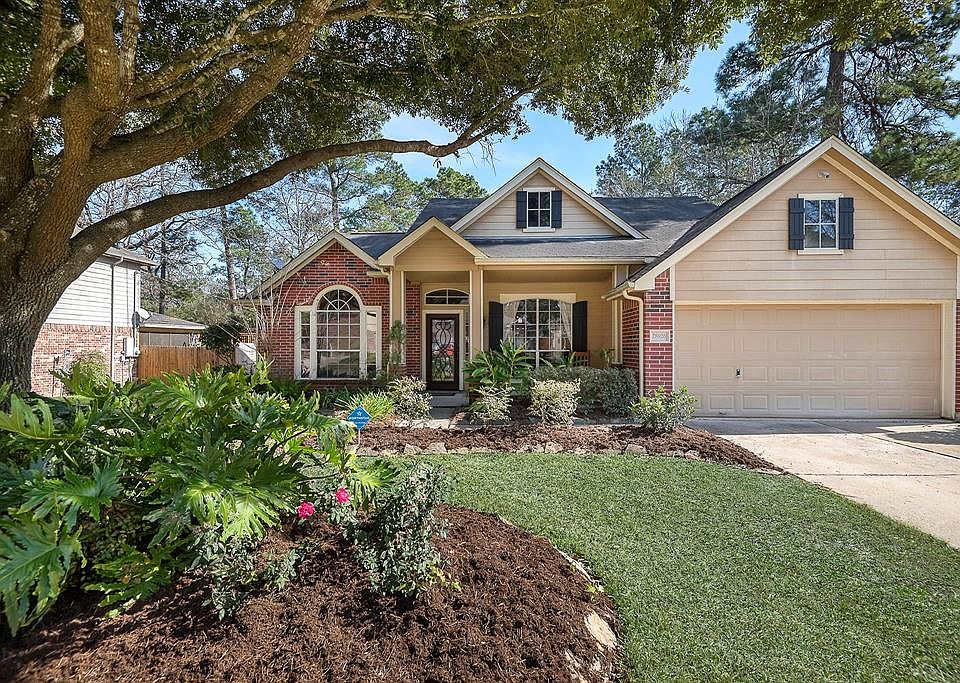1st image of 28926 Pine Forest Dr