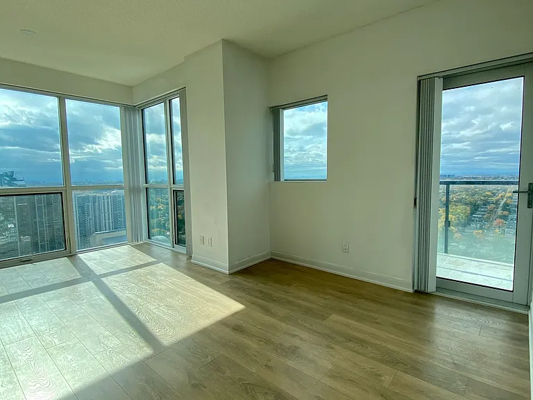 5162 Yonge St #3612 — Photo 4