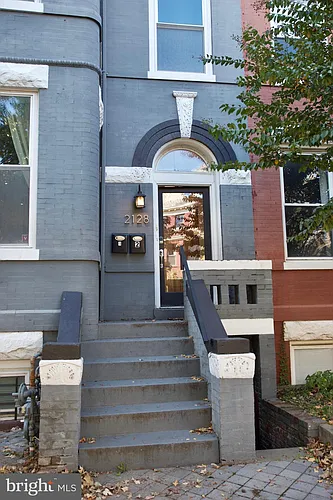 2128 1st St NW #2 Photo 1