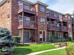 14810 Kilpatrick Ave APT 1E, Midlothian, IL 60445