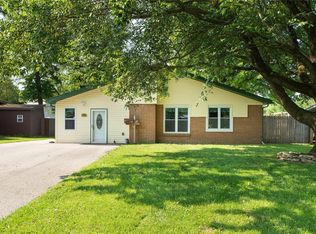 708 Valley Dr, East Alton, IL