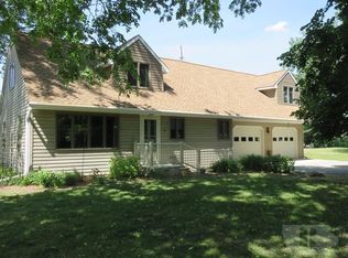 5 W River St, Rock Falls, IA 50467