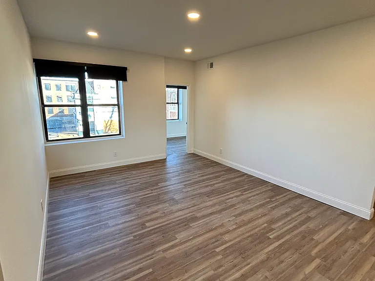 5605 Pershing Ave #3 — Photo 3