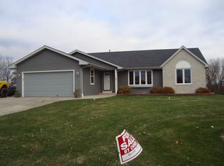 164 Mill Ave, Union Grove, WI 53182