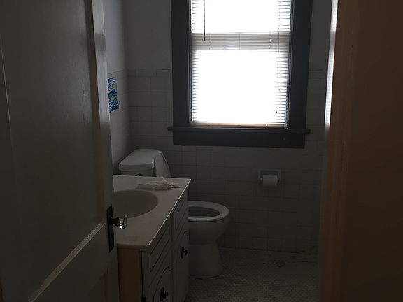 2nd image of 703 N McLean Blvd