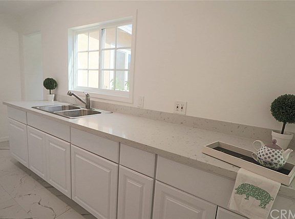 5th image of 3726 Arden Dr