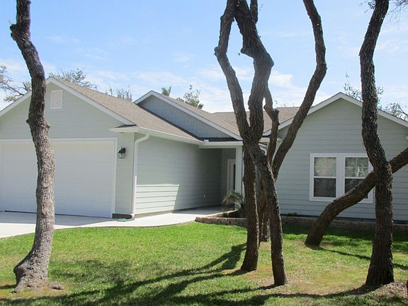 2nd image of 2635 Encina Dr